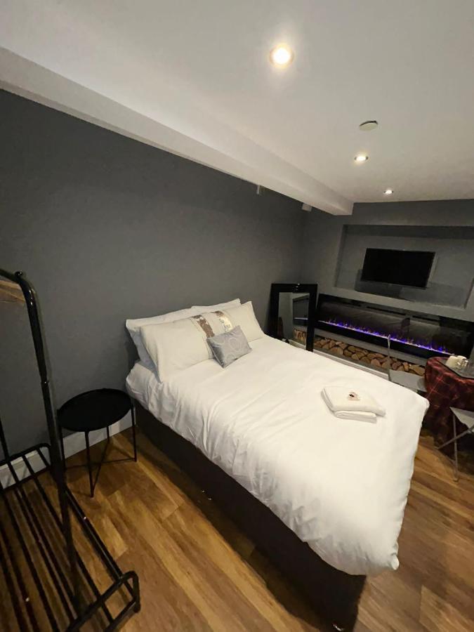 Cosy Double Bed With Fire Place Edimburgo Exterior foto